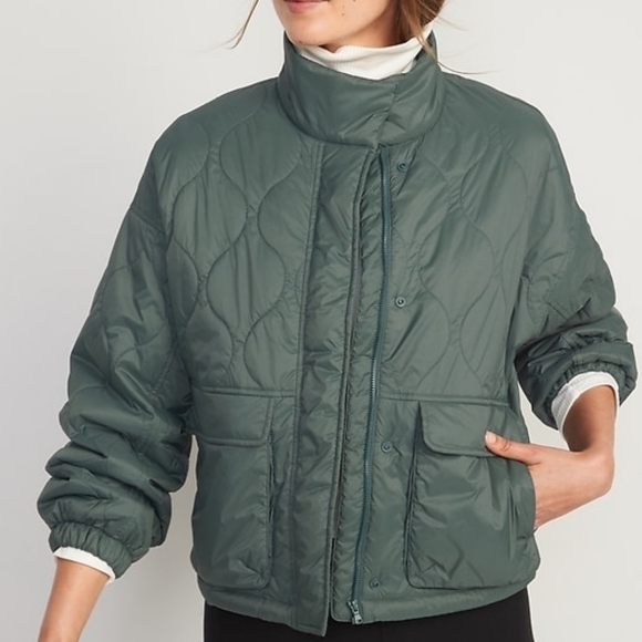 4X - Old Navy | Packable Oversized Water-Resistant Quilted Jacket - Picture 1 of 5